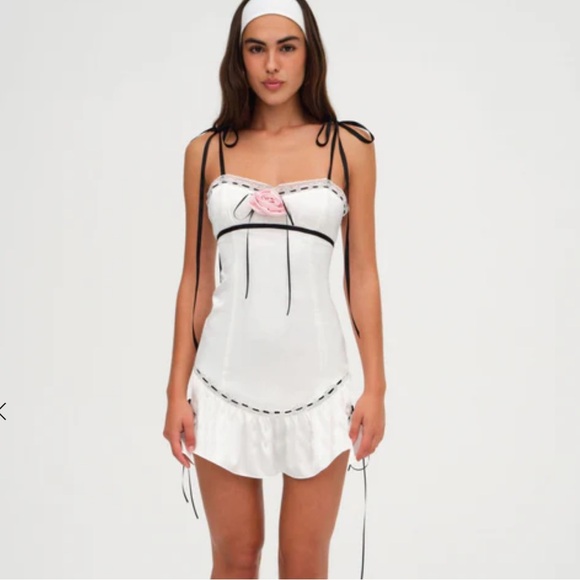 For Love And Lemons Dresses & Skirts - NWT For Love & lemons iniko mini dress white sizes M & L